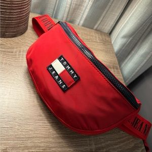 Tommy Hilfiger belt bag in Nylon